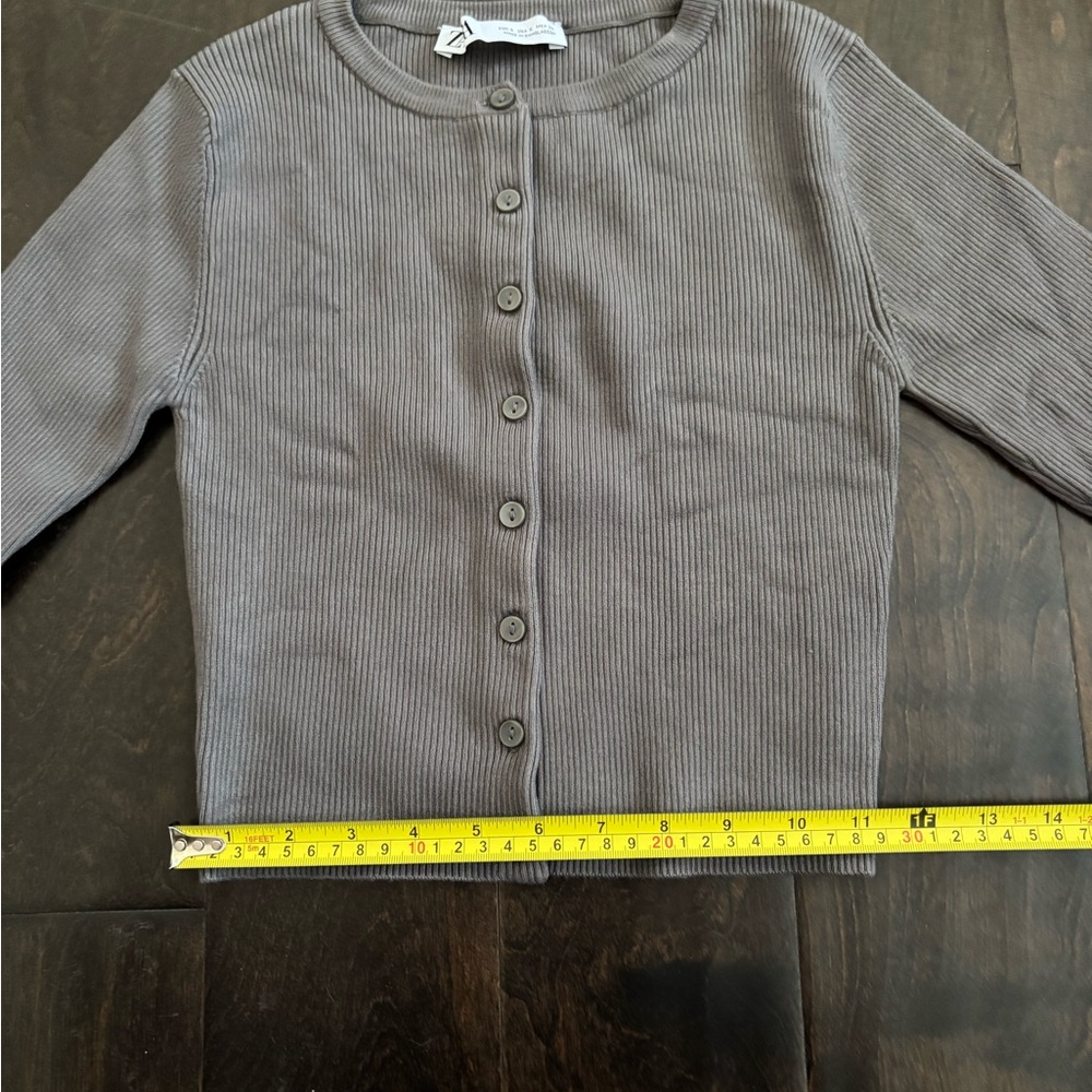 Zara Gray Ribbed Button-Up Cardigan - Picture 9 of 9